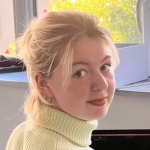 Manon-Tacconi-2-cropped.jpg