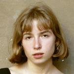cropped-0000s-0023-Lola-Degove.jpg
